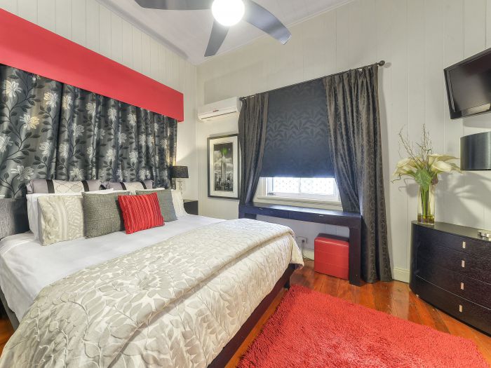 Spring Hill QLD St Kilda Accommodation