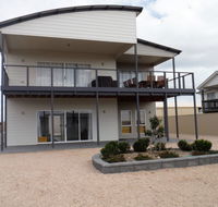 Ocean Swell - St Kilda Accommodation