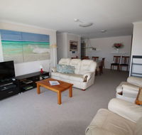 The Summit 6 - St Kilda Accommodation