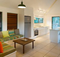 The Retreat Beach Houses - St Kilda Accommodation