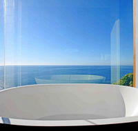 Kamekura Binalong - St Kilda Accommodation