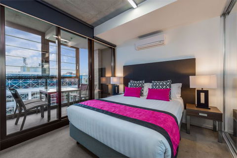 Mantra St Kilda Road - St Kilda Accommodation 17