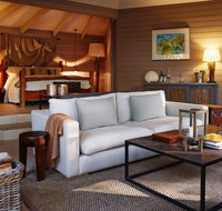 Pretty Beach House - St Kilda Accommodation