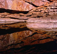 Nissarana Galleries Noosa - St Kilda Accommodation