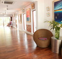 Barefoot Art Food Wine - St Kilda Accommodation