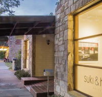 Suki  Hugh Gallery - St Kilda Accommodation