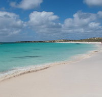 Pink Lake and Abrolhos Full Day Fly and Flipper - St Kilda Accommodation