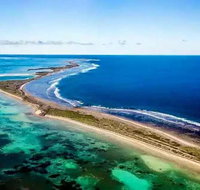 Romantic Abrolhos Islands Private Air and Land Tour from Geraldton - St Kilda Accommodation