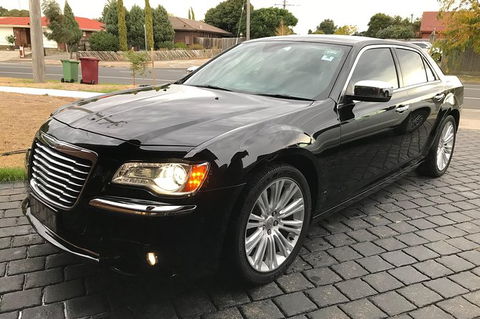 Airport Transfers - St Kilda Accommodation 0