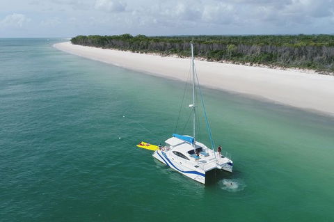 Fraser Island & Dolphin Sailing Adventure - St Kilda Accommodation 8