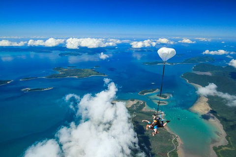 Airlie Beach Tandem Skydive - St Kilda Accommodation 2