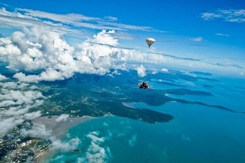 Airlie Beach Tandem Skydive - St Kilda Accommodation 5