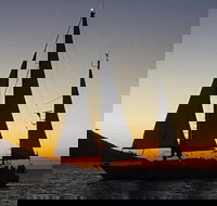 Magnetic Island Sunset Sail - St Kilda Accommodation