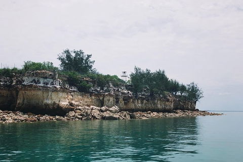 Darwin Combo: The Bombing Of Darwin Experience & Darwin Harbour Cruise - St Kilda Accommodation 4