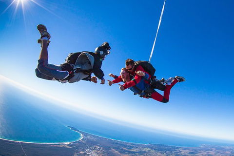 Byron Bay Tandem Sky Dive - St Kilda Accommodation 0