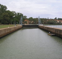 Lock 4 - St Kilda Accommodation