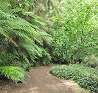 Pirianda Gardens - St Kilda Accommodation