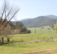 Banimboola Creek Rest Area - St Kilda Accommodation