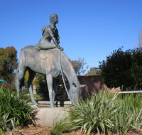 Dorothea Mackellar Memorial Statue - St Kilda Accommodation