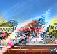 Dreamworld - St Kilda Accommodation