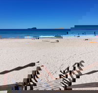 Mudjimba Beach - St Kilda Accommodation