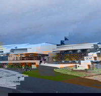 Varias Restaurant and Function Centre at the Queensland College of Wine Tourism - St Kilda Accommodation