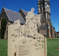 Westbury Silhouette Trail - St Kilda Accommodation