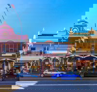 Berry - St Kilda Accommodation