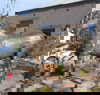 Maitland - St Kilda Accommodation