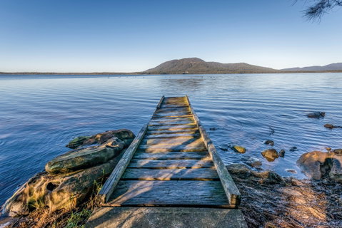 Queens Lake Picnic Area - St Kilda Accommodation 2