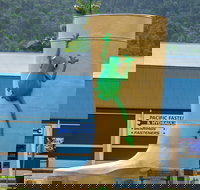 Tully Golden Gumboot