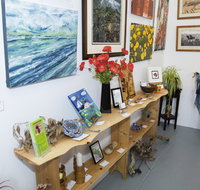 Lovett Gallery Cygnet - St Kilda Accommodation