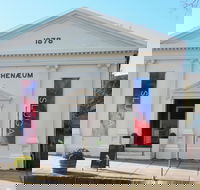 Sluga Gallery - St Kilda Accommodation