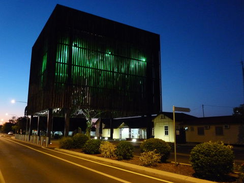Tree Of Knowledge Memorial - St Kilda Accommodation 0