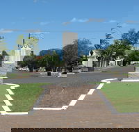 War Memorial and Heroes Avenue Roma - St Kilda Accommodation