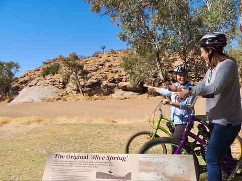 Alice Springs Telegraph Station - St Kilda Accommodation 2