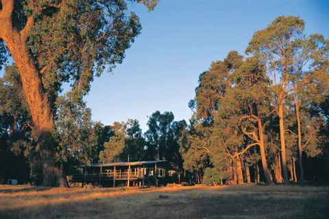 Perth Hills - St Kilda Accommodation 1