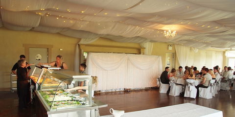 Young Golf Club - St Kilda Accommodation 1