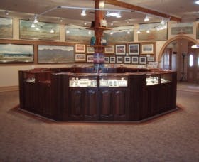 Absaloms Gallery - St Kilda Accommodation 2