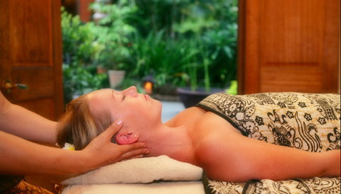 Ikatan Day Spa Noosa - St Kilda Accommodation 0