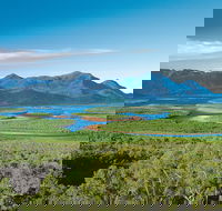 Ingham - St Kilda Accommodation