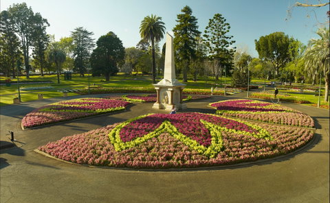 Queens Park, Toowoomba - St Kilda Accommodation 0