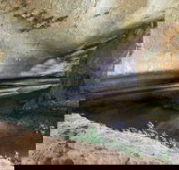 Verandah Cave - St Kilda Accommodation
