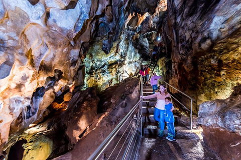 Jenolan Caves: Chifley Cave Tour - St Kilda Accommodation 2