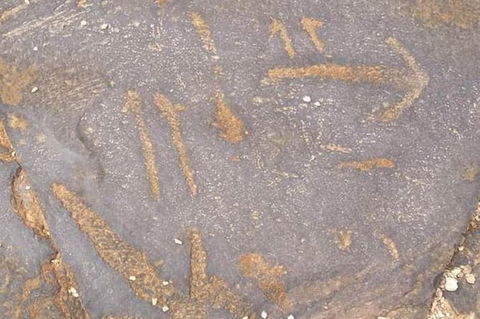 Aboriginal Rock Art - St Kilda Accommodation 4