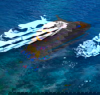 Great Barrier Reef Snorkeling and Diving Cruise from Cairns - St Kilda Accommodation