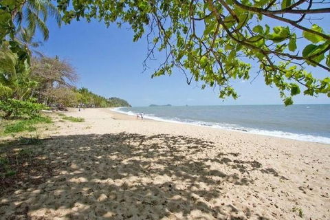 Airport Transfer - Palm Cove, Kewarra Beach & Trinity Beach To Cairns Airport - St Kilda Accommodation 3