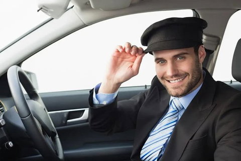 Cairns & Airport Transfers Between Port Douglas & Cairns (Private Chauffeur) - St Kilda Accommodation 1