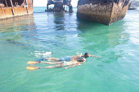 Adventure Moreton Island Wrecks Adventure Package - St Kilda Accommodation 1