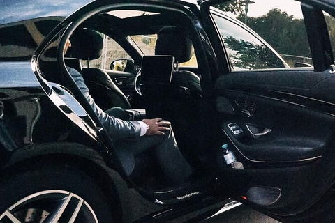 Arrival Private Transfers: Adelaide Airport ADL To Adelaide In Business Car - St Kilda Accommodation 4